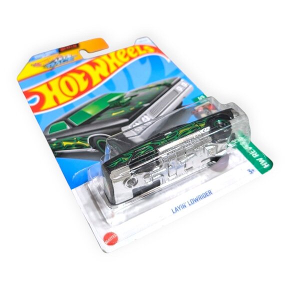 2024 Hot Wheels Layin Lowrider 113/250 Reverse Rake 3/5 - NEW - Picture 3 of 6